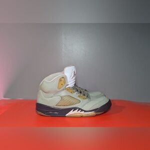 Size 7.5 - Jordan 5 JADE HORIZON